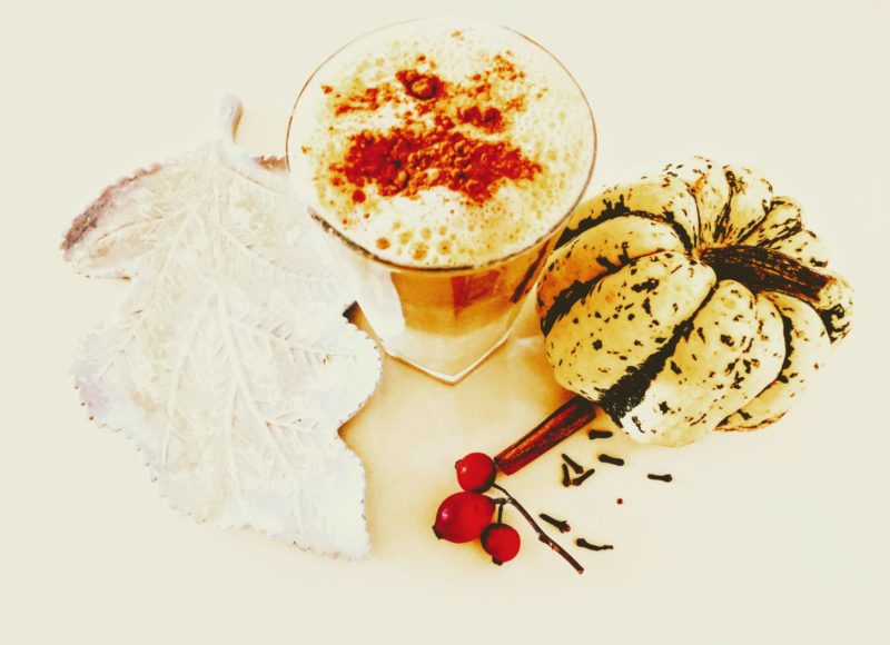 Vegan Pumpkin Spice Latte / Příchuť podzimu s domácím vegan “Pumpkin spice latte”
